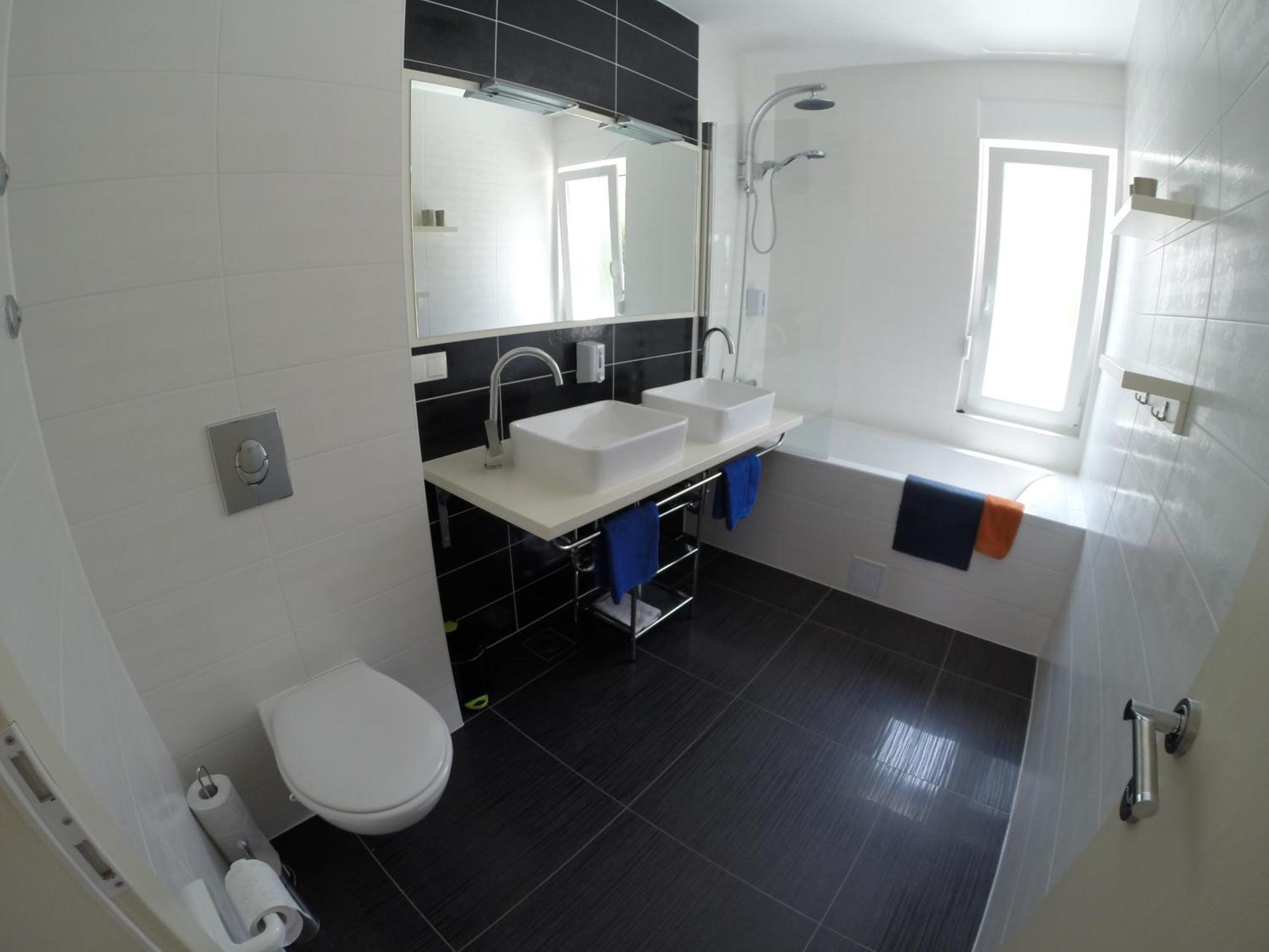 Apartments Exclusive Palace II โตรกีร์ ภายนอก รูปภาพ